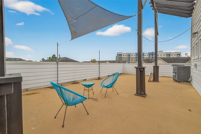 Building Photo - 1620 McDonald St