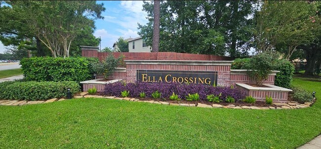Building Photo - 706 Woodport Ln