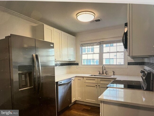 Building Photo - 1113 Huntmaster Terrace NE