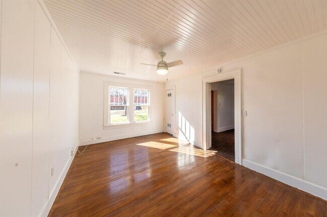 Building Photo - Ready for Summer and Fall Semester 2026! Spacious Four Bedroom near Texas Tech!