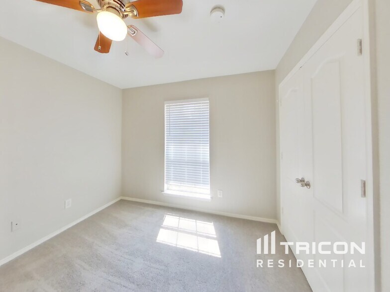 Building Photo - 7319 Woodhome Dr