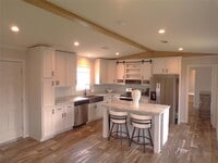 Building Photo - 127 Lear Ln