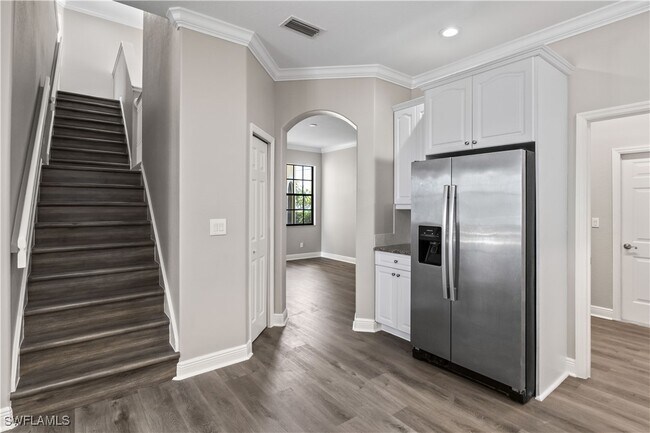 Building Photo - 4506 Pelican Blvd