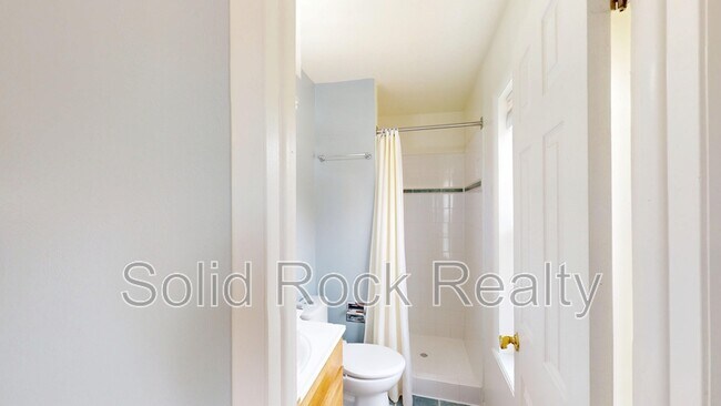 Building Photo - 535 Silver Spring Cir