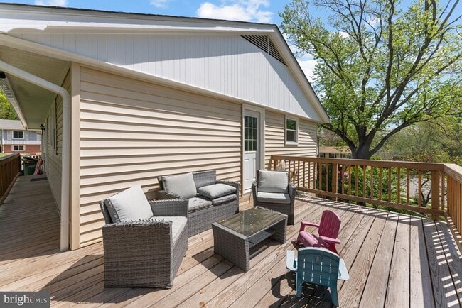 Building Photo - 12816 Greenhall Dr