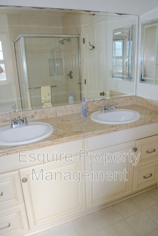 Building Photo - 1458 Dara St