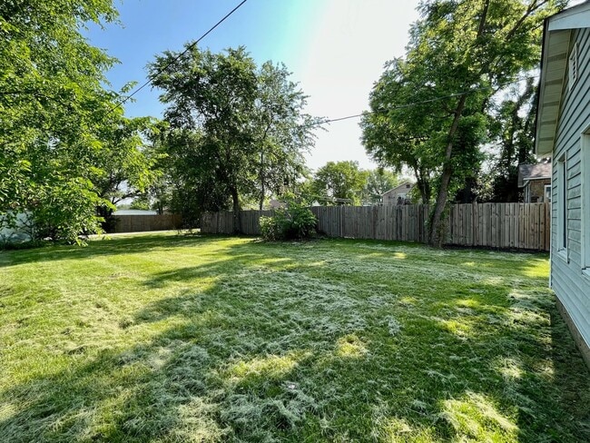 Building Photo - 2 Bed | 1 Bath House