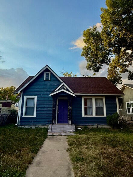 Primary Photo - 1131 McKinley Ave