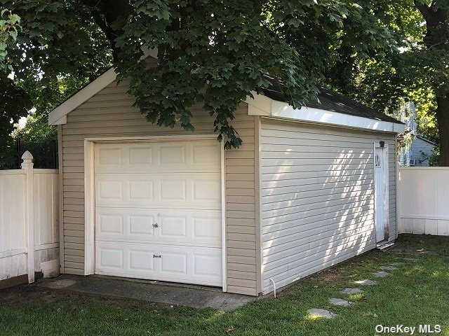 Building Photo - 43 Division Ave