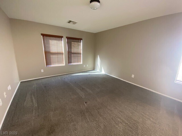 Building Photo - 684 Haunts Walk Ave