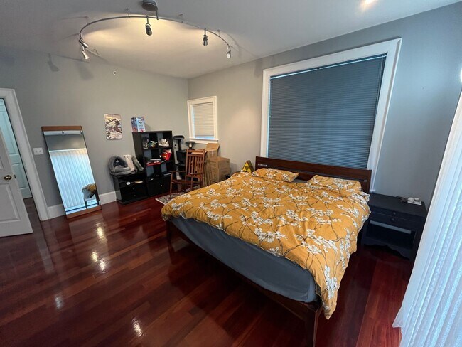 Building Photo - Rare Opportunity – Furnished, Spacious 2 B...