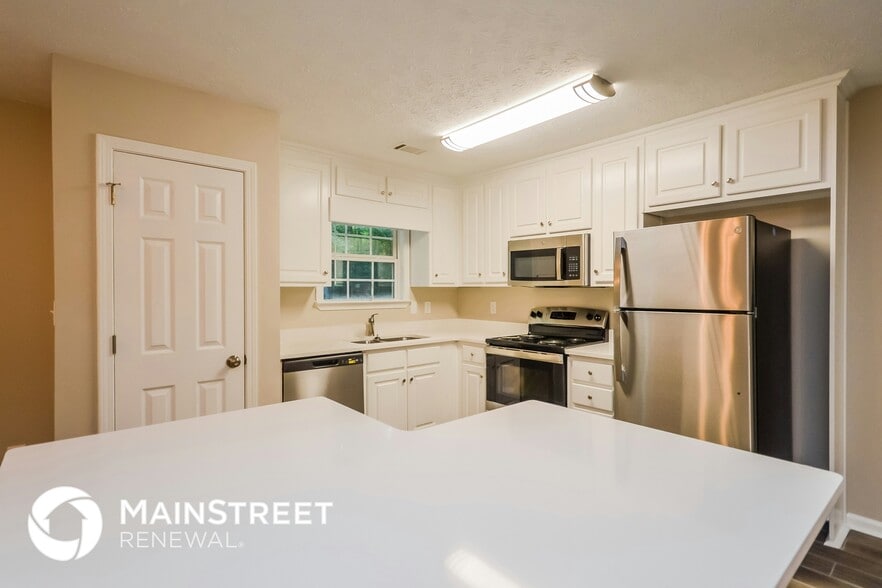 Building Photo - 80 Kimbell Farm Dr