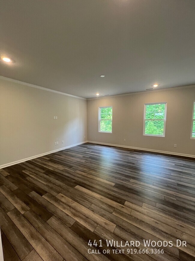 Building Photo - 441 Willard Wds Dr