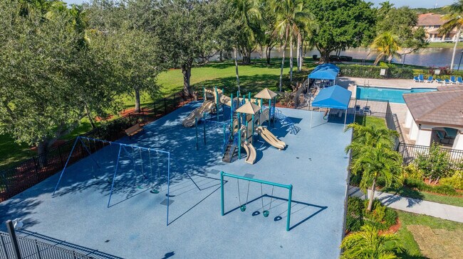 Building Photo - 1012 Fairfield Meadows Dr