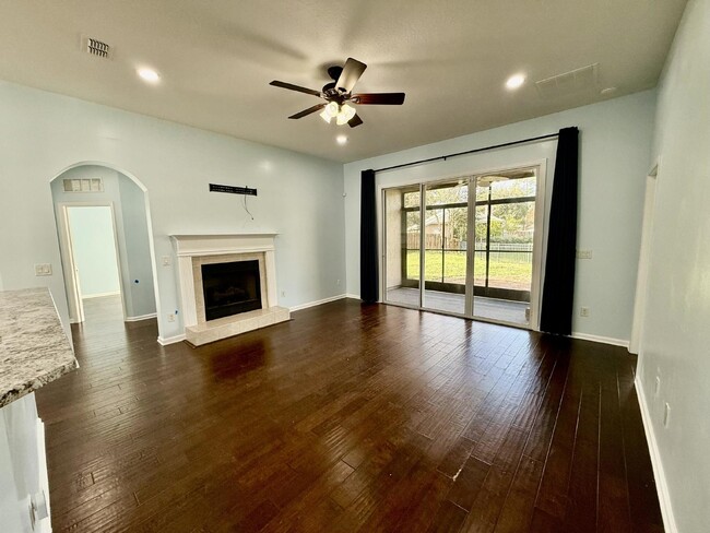 Building Photo - 4/2 Available for Rent in St Augustine!