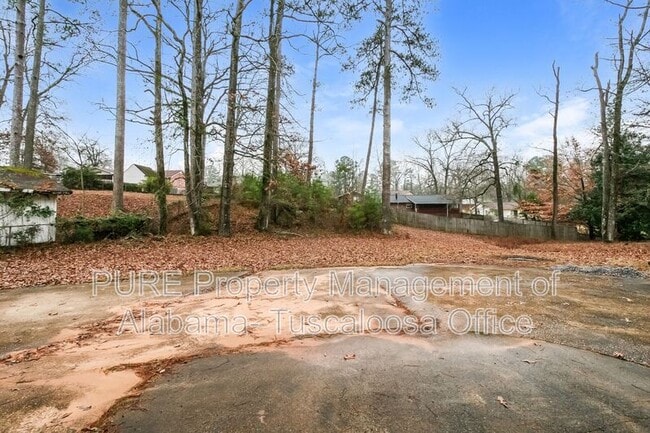 Building Photo - 3001 Green Grove Cir NE