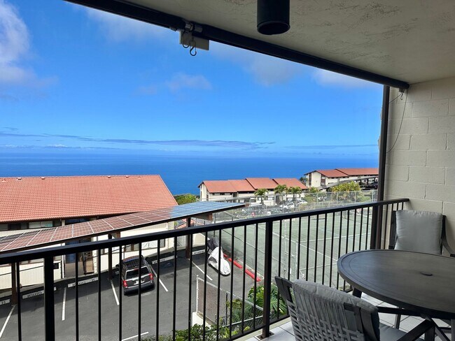 Building Photo - Furnished 2 bedroom 2 bath condo 2 assigned parking stalls