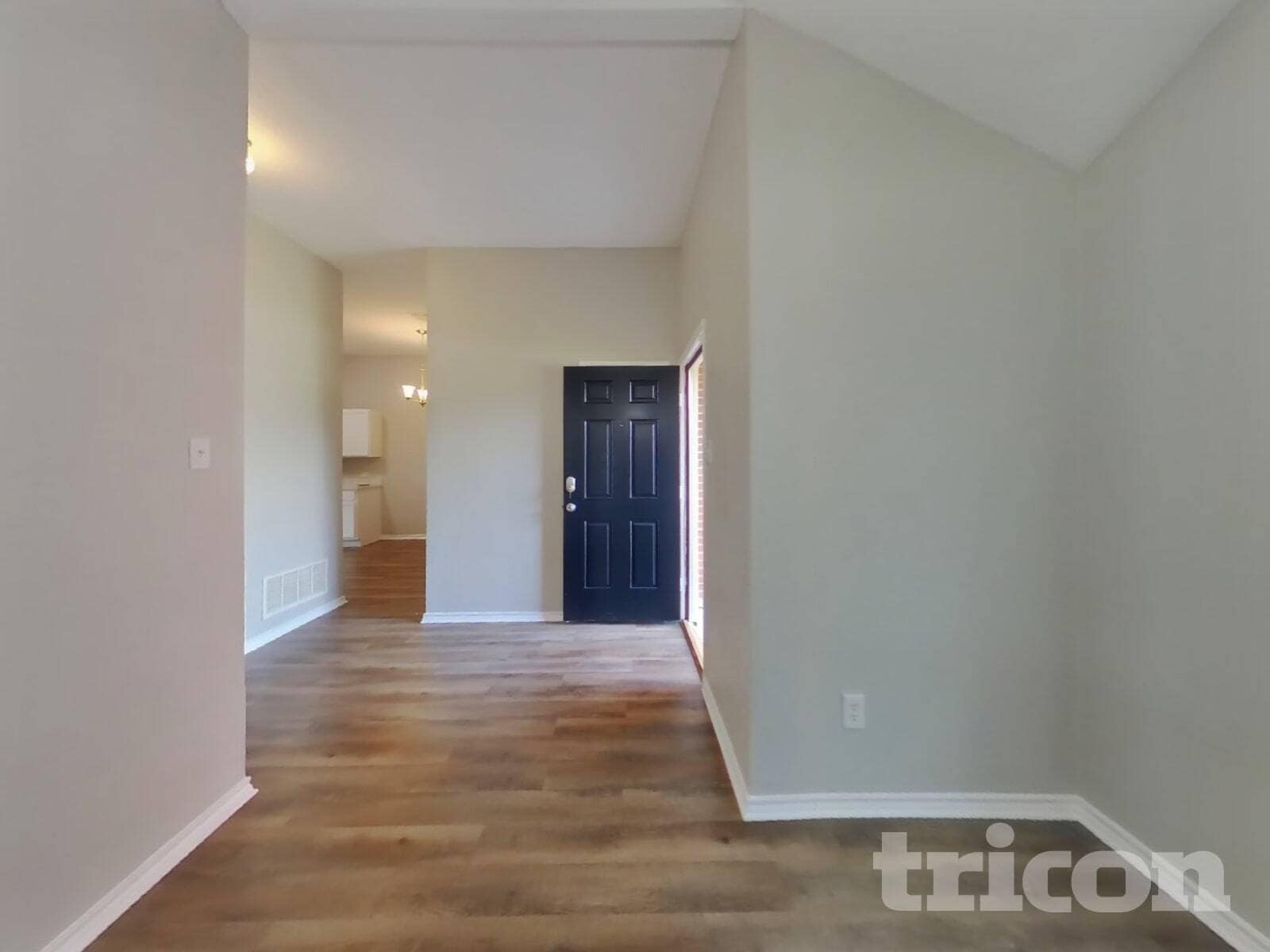 Building Photo - 2000 Natchez Dr