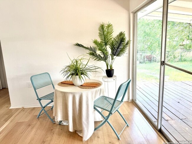 Building Photo - 4723 Castle Rose