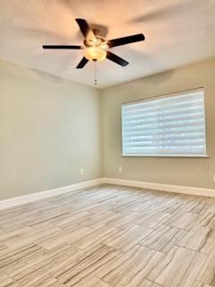 Building Photo - 512 Wideview Ave