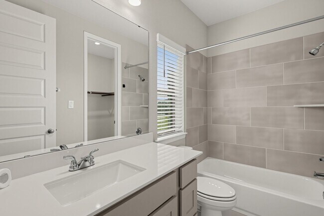 Building Photo - 5123 Morrison Dr