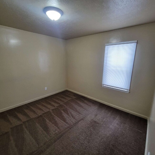 Building Photo - WESTSIDE INDY 3BR/2BA W/STORAGE SHED