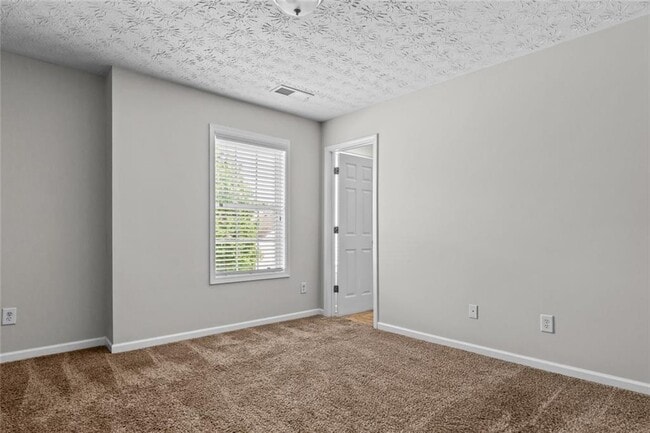 Building Photo - 1483 Little Creek Dr