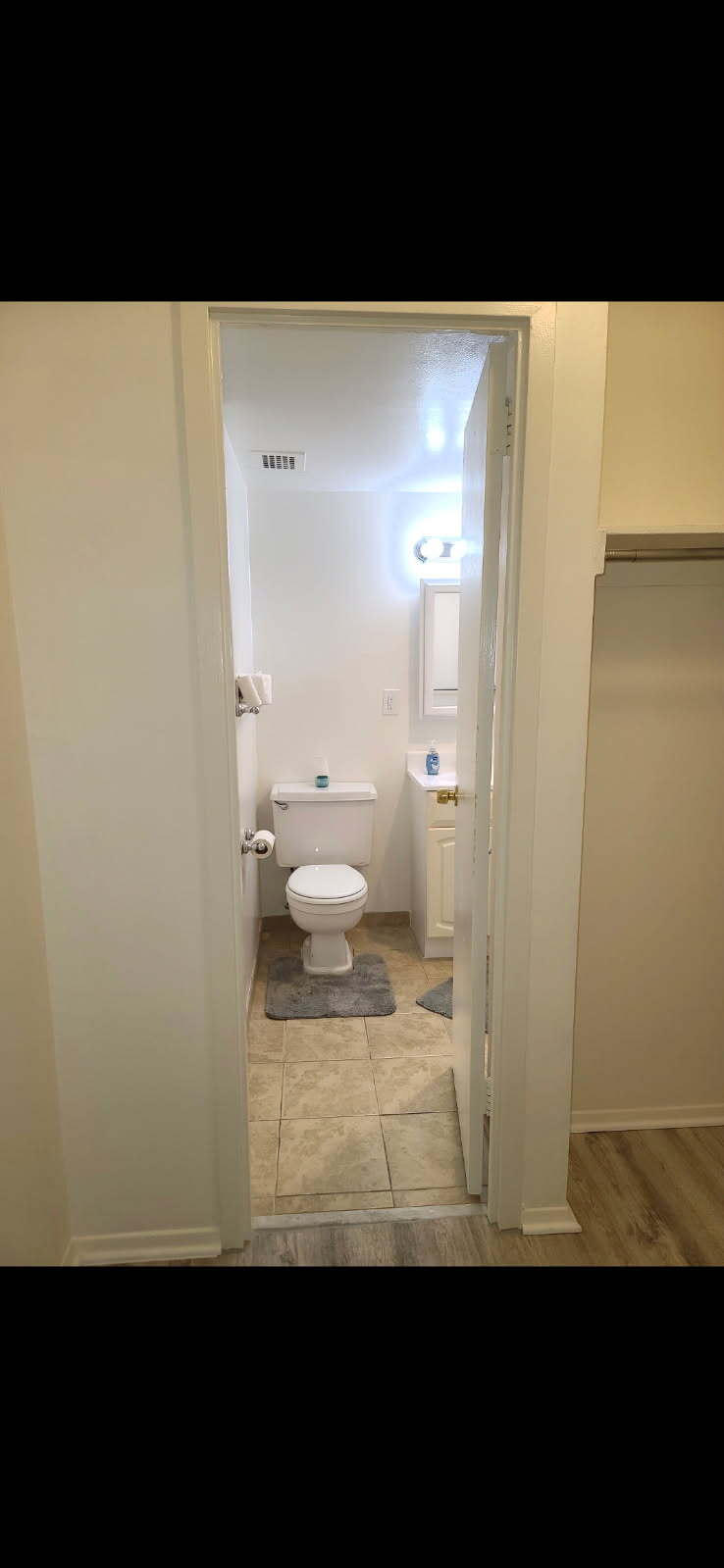 Building Photo - 501 Slaters Ln