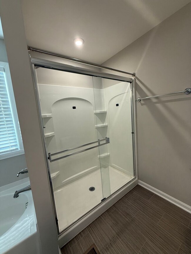 Building Photo - Silver Creek Meadows Subdivision