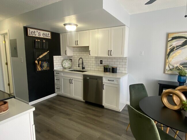 Building Photo - 4356 Hawks Lookout Ln