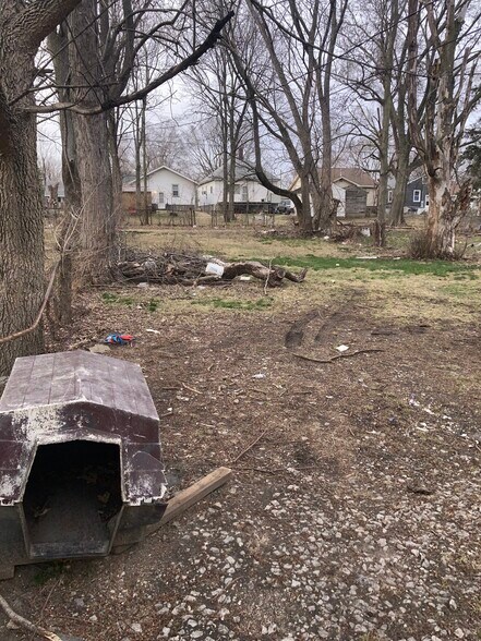 Building Photo - 1628 E Grand Ave