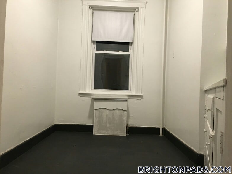 Building Photo - 66 Chiswick Rd