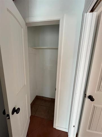 Building Photo - 640 Harbor Dr