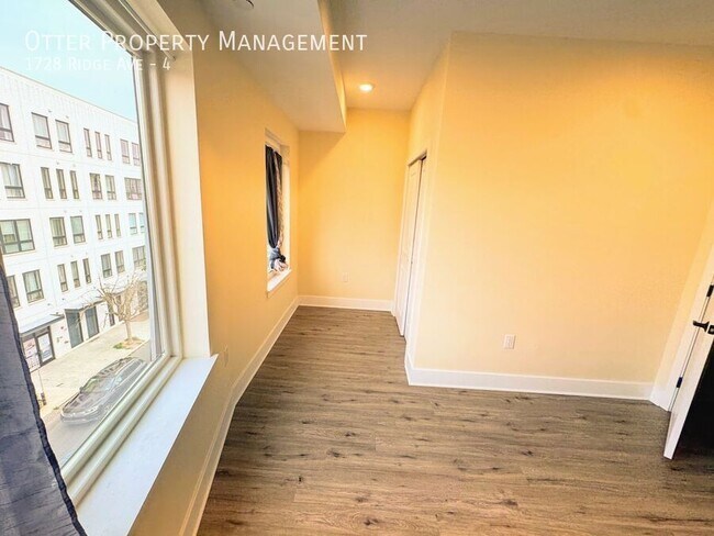 Building Photo - 1728 Ridge Ave