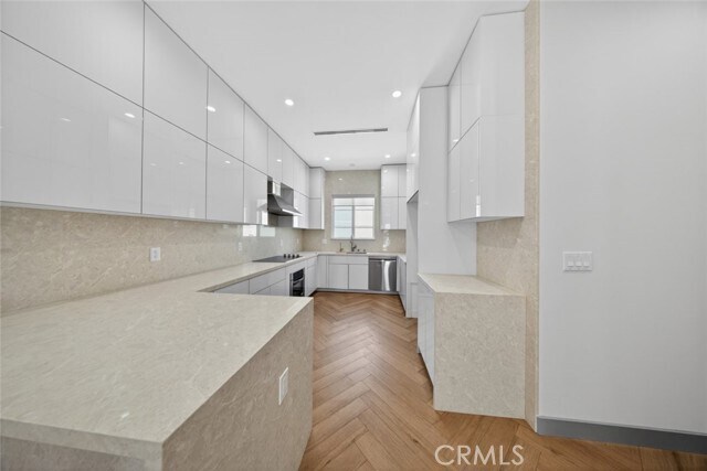 Building Photo - 10843 Cantara St