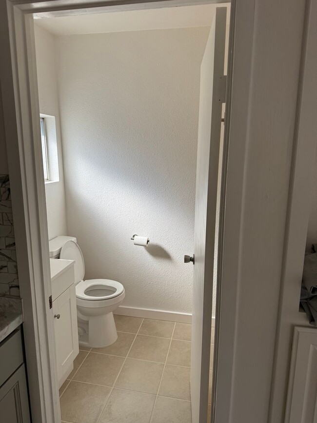 Building Photo - Totally remodeled guesthouse - available NOW