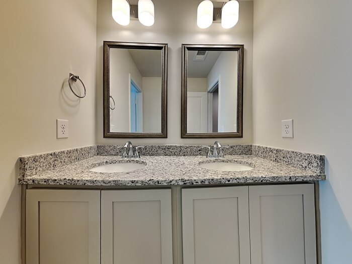 Building Photo - 437 Red Poll Wy