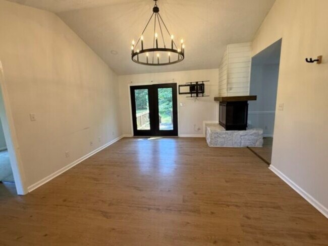 Building Photo - 3339 Braddy Rd