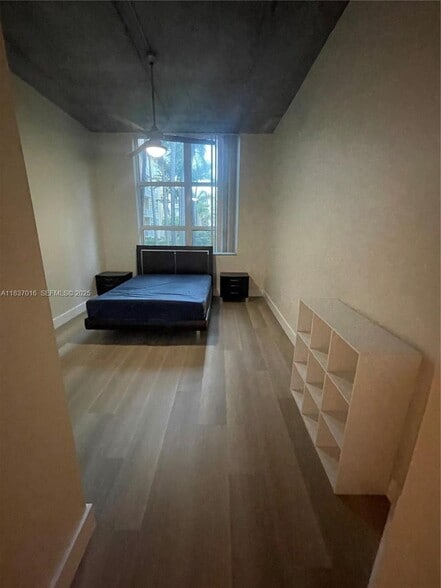 Building Photo - 2001 Biscayne Blvd