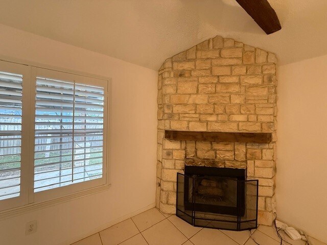 Building Photo - 2902 Silent Dr