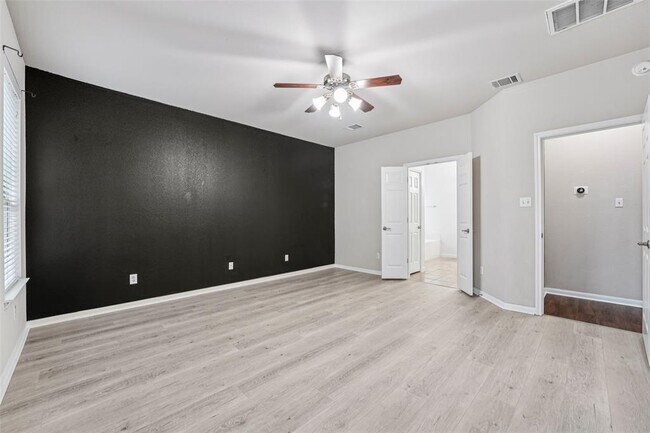 Building Photo - 149 Dolomite Dr