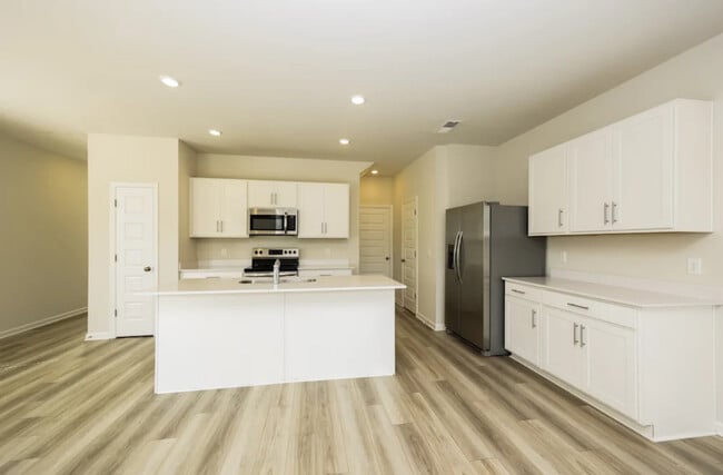Building Photo - 1040 Legacy Ct