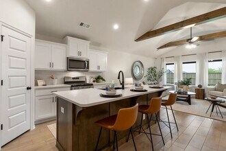 Building Photo - 4 Bedroom Home In Owasso