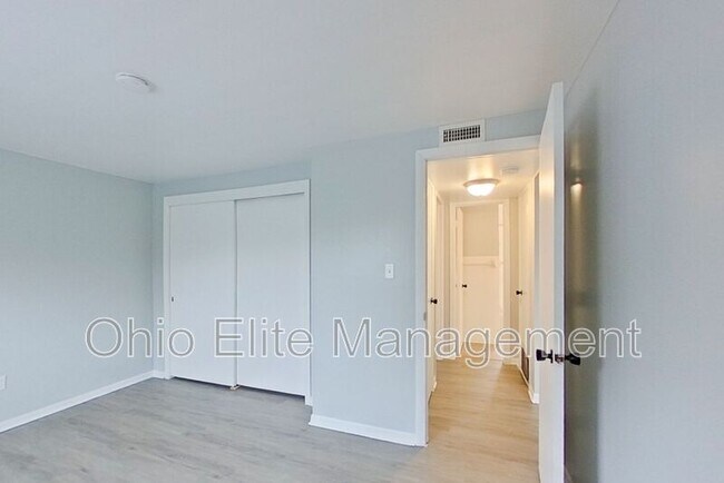 Building Photo - 1045 Binns Blvd