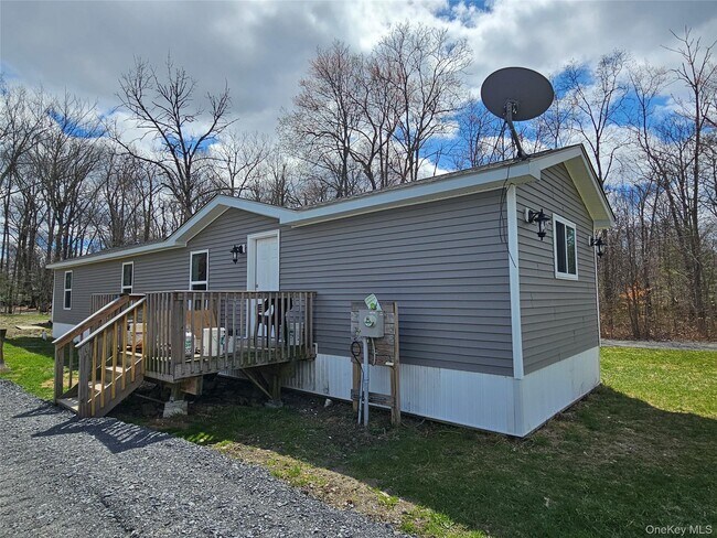 Building Photo - 334 Fair Oaks Rd