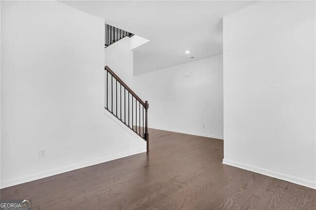 Building Photo - 5930 Neisler Rd