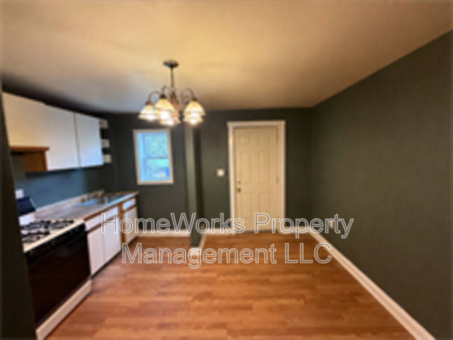 Building Photo - 3844 Elmley Ave