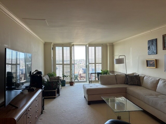 Building Photo - 5101 River Rd