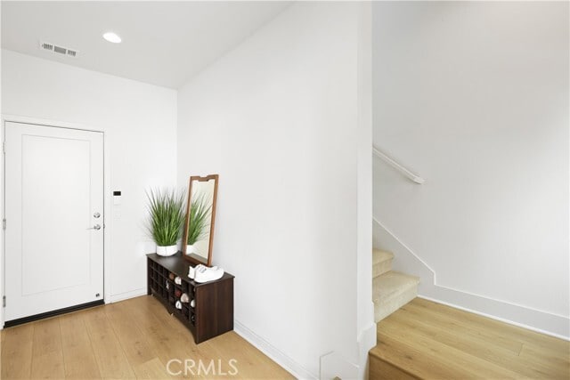 Building Photo - 166 Novel