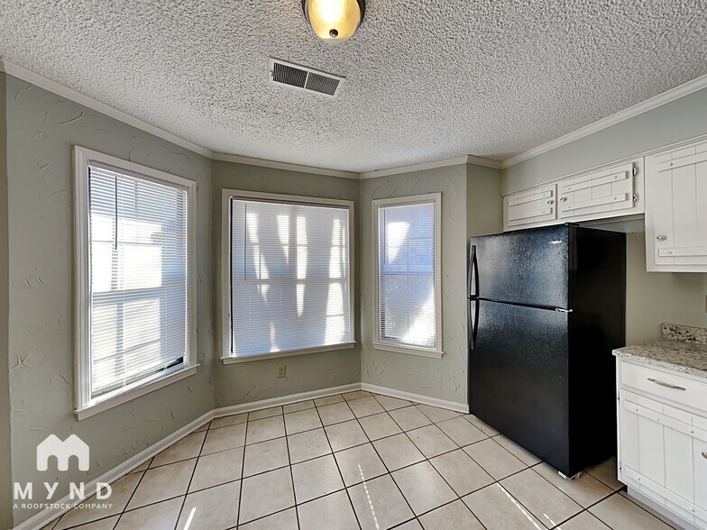 Building Photo - 6514 Cherry Bark Dr